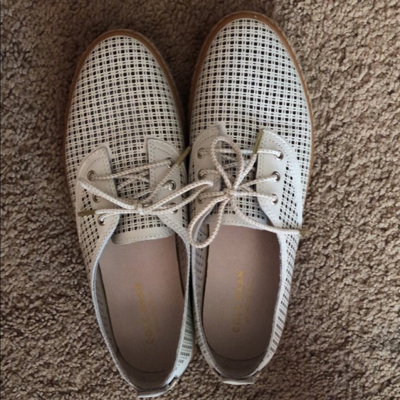 Cole Haan beige loafers - Picture 1 of 3